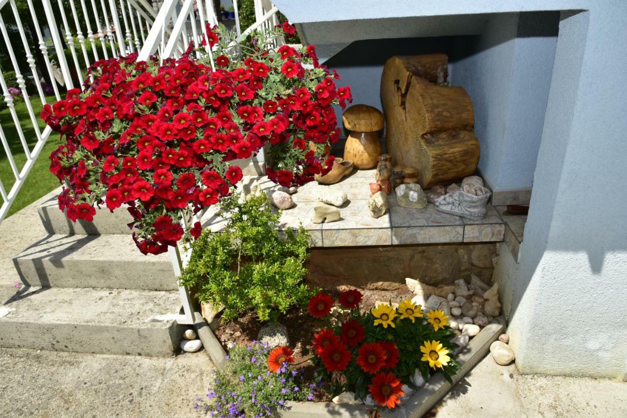 Apartment Blumen Oase Malinska Zewnętrze zdjęcie